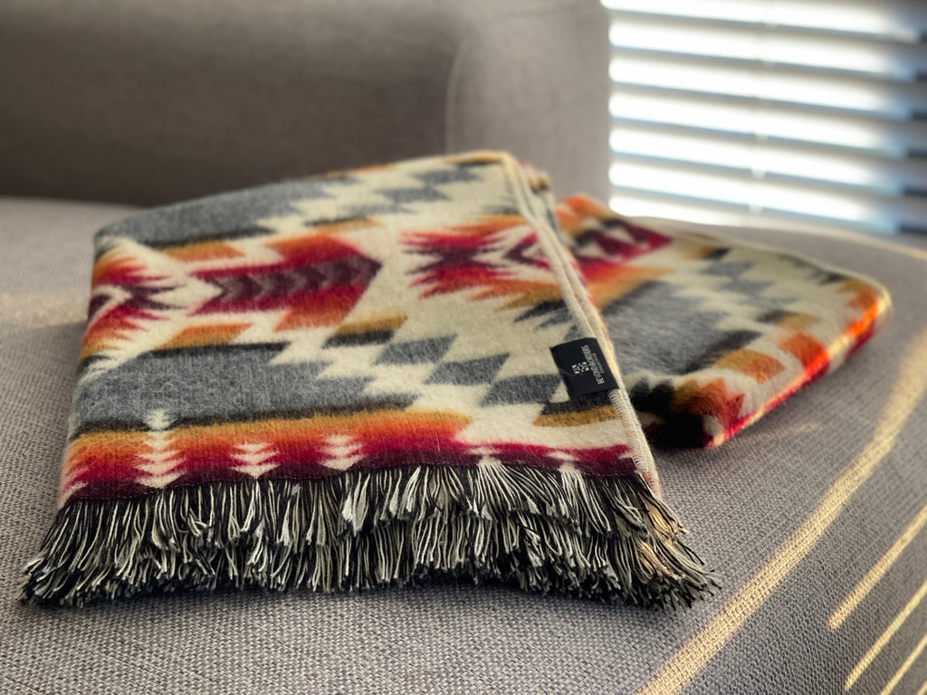 Secoya Throw Blanket - Campfire Ash